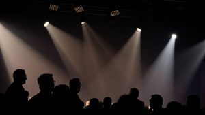 Vedete în controverse politice: imagini dramatice.